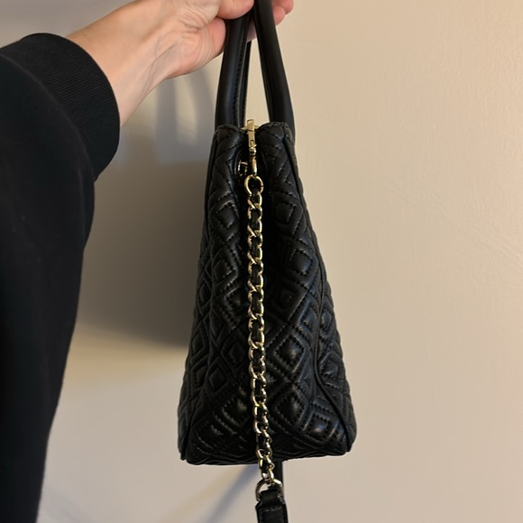 Tory Burch black leather quilted purse - Picture 2 of 6